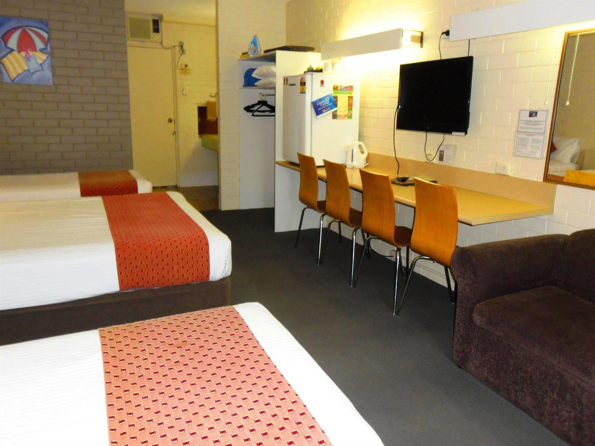 Mooloolaba Motel Exteriör bild